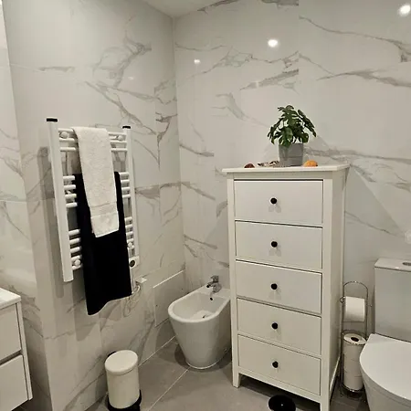 Apartamento Casa Esmeralda, Piscina, Estacionamento, Ac, Wifi Olhão