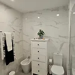 Casa Esmeralda, Piscina, Estacionamento, Ac, Wifi 아파트 오양